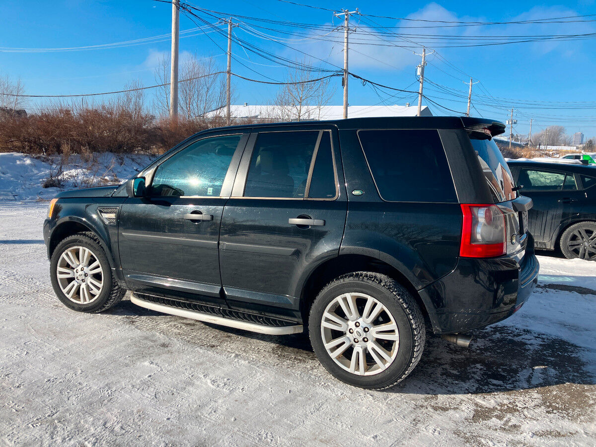 Land Rover LR2