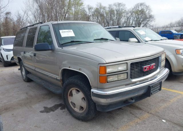 GMC Suburban