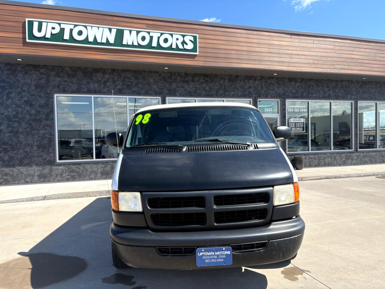 Dodge Ram Van