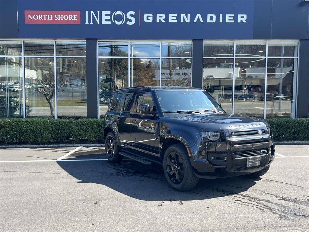 2022 LAND ROVER Defender