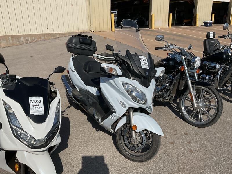 Suzuki AN650L