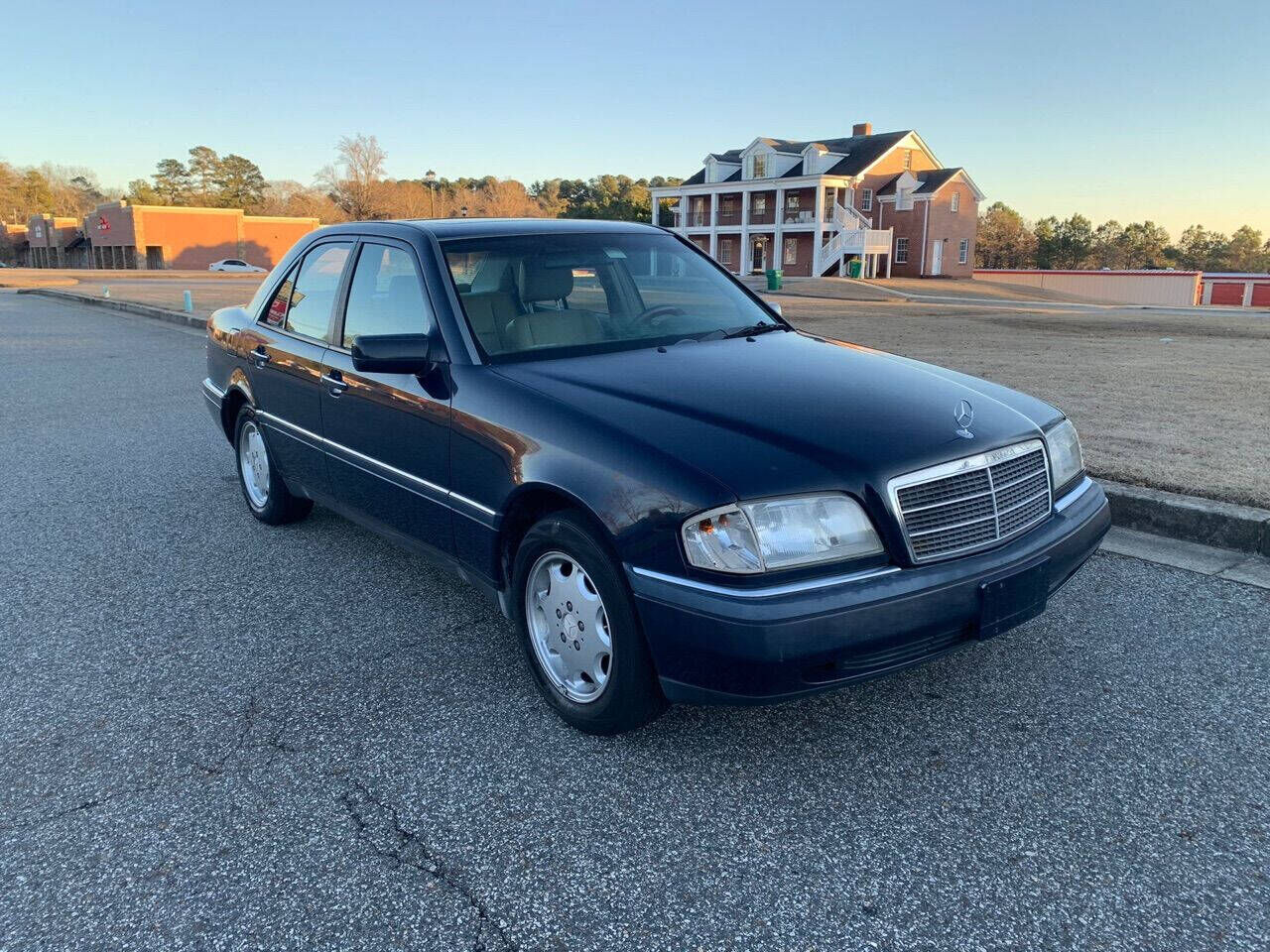 Mercedes-Benz C-Class