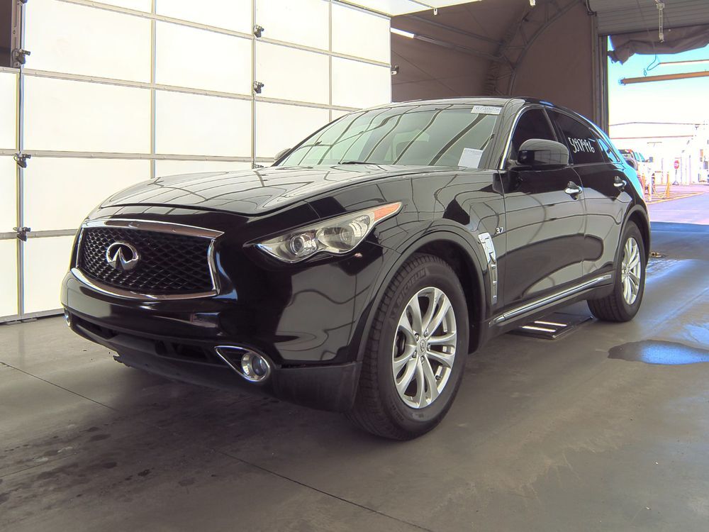 Infiniti QX70