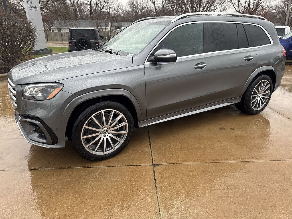 2025 Mercedes-Benz GLS-Class