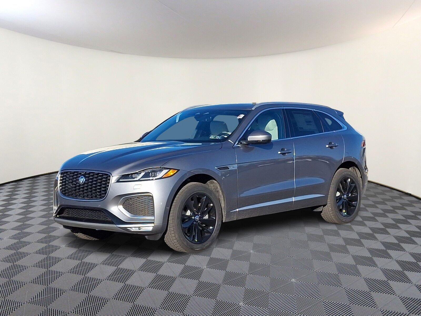2026 JAGUAR F-Pace