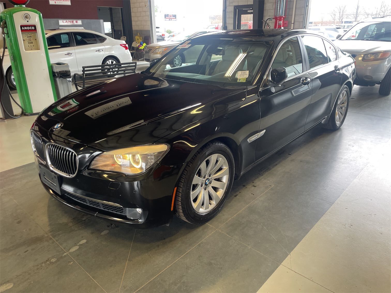 BMW 750i