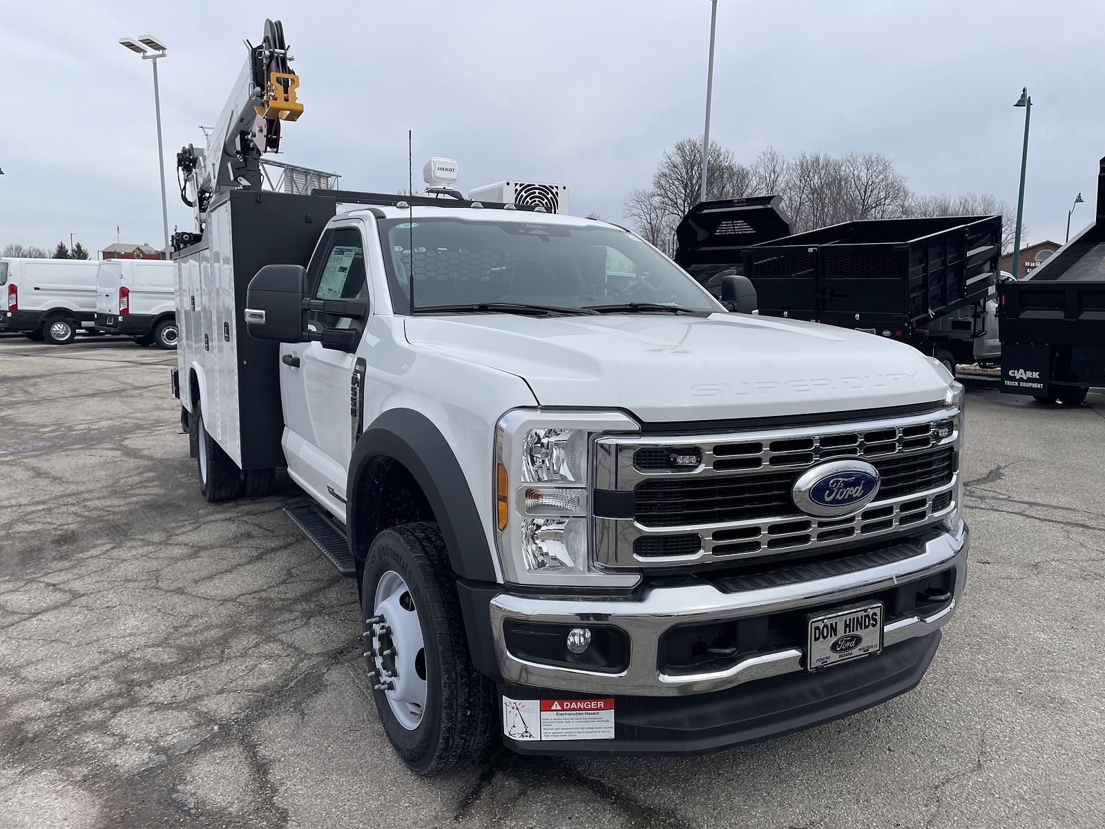 2024 FORD F-550