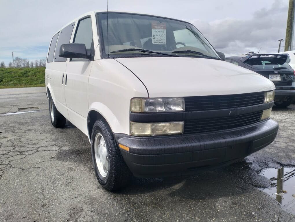 Chevrolet Astro Van