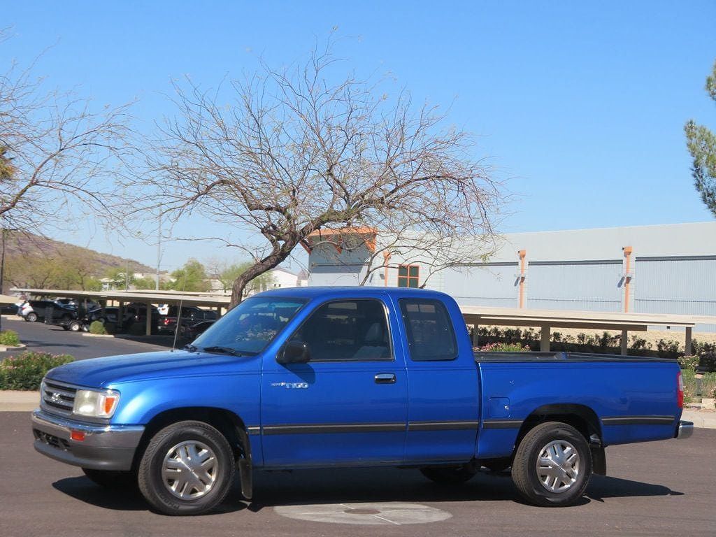 Toyota T100