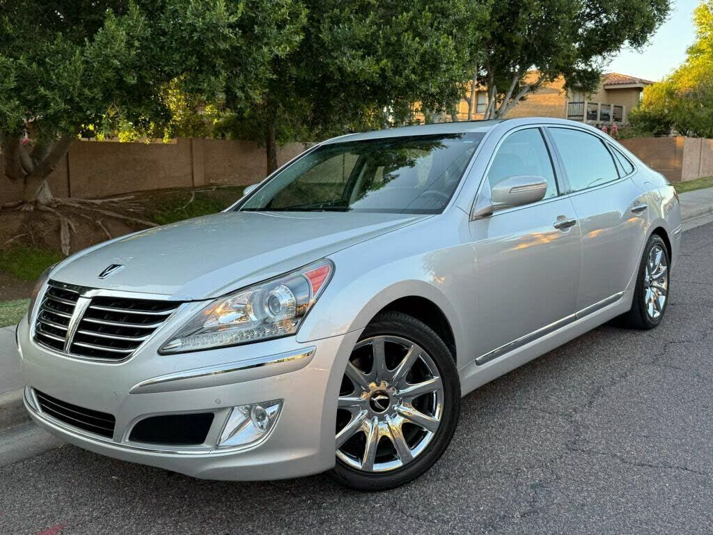 Hyundai Equus