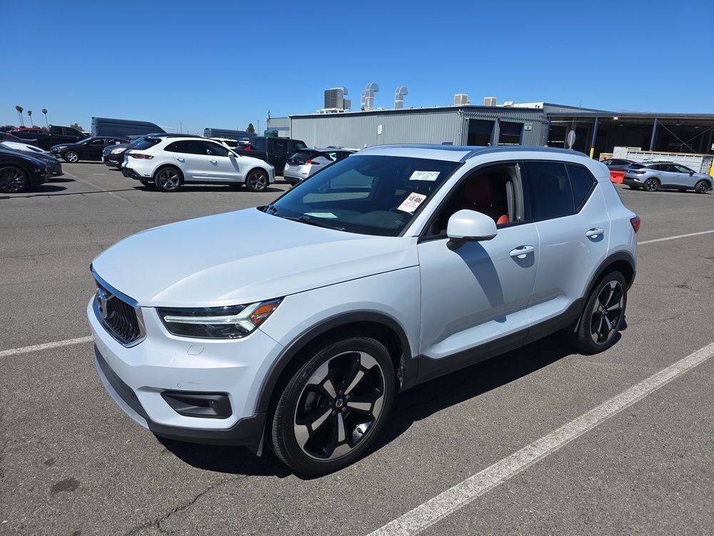 VOLVO
