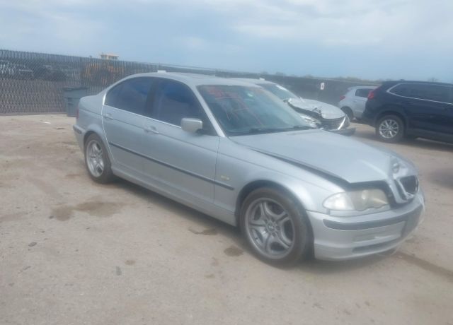 BMW 330i