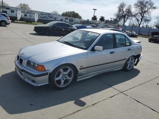 BMW 328i