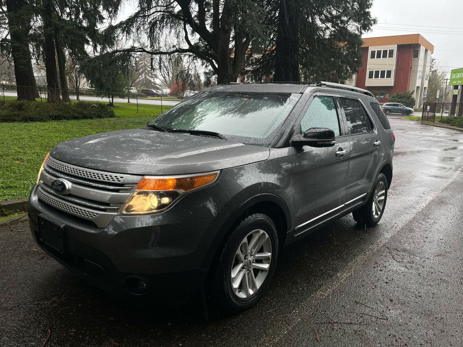 2014 FORD Explorer