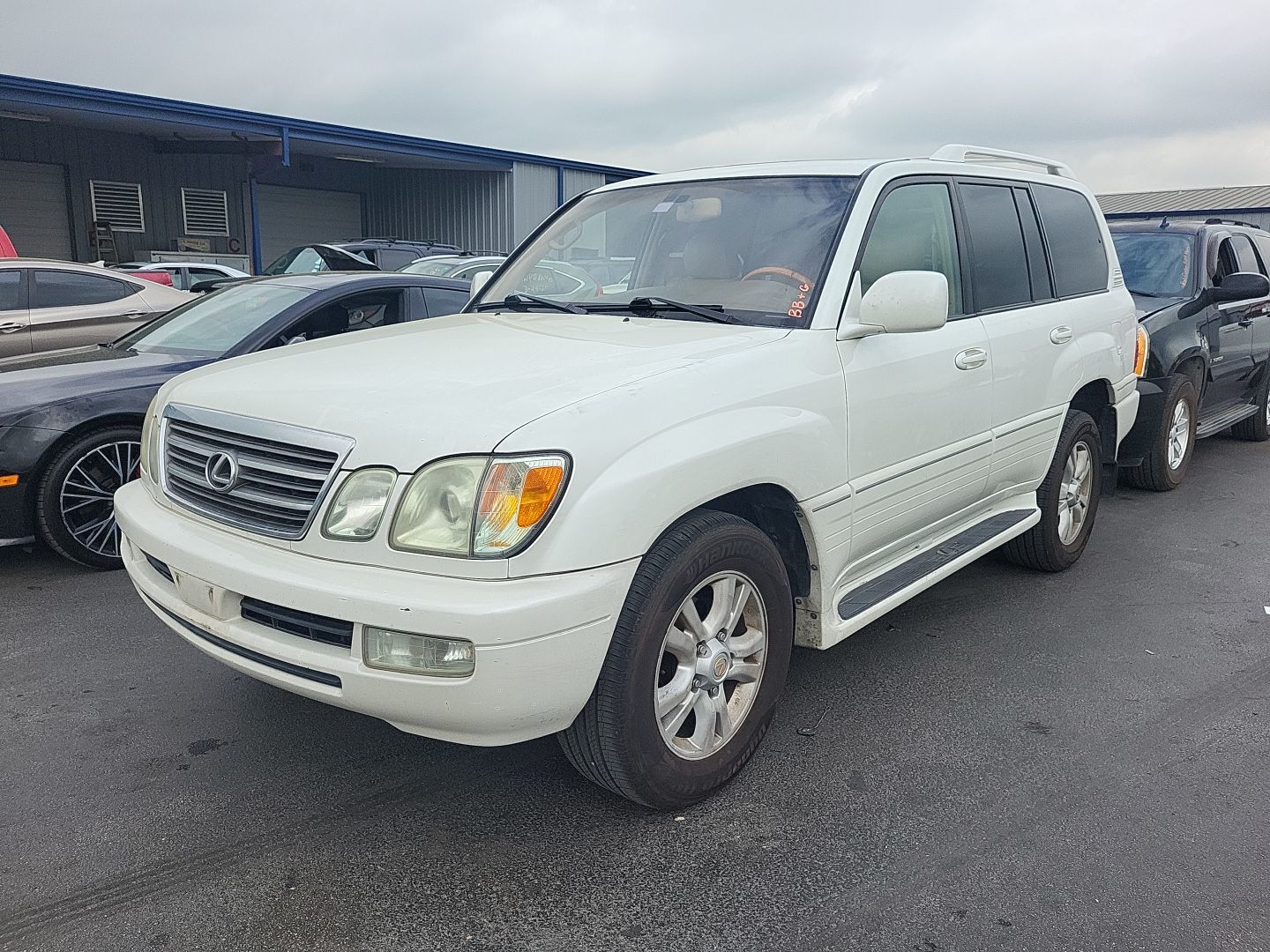 Lexus LX