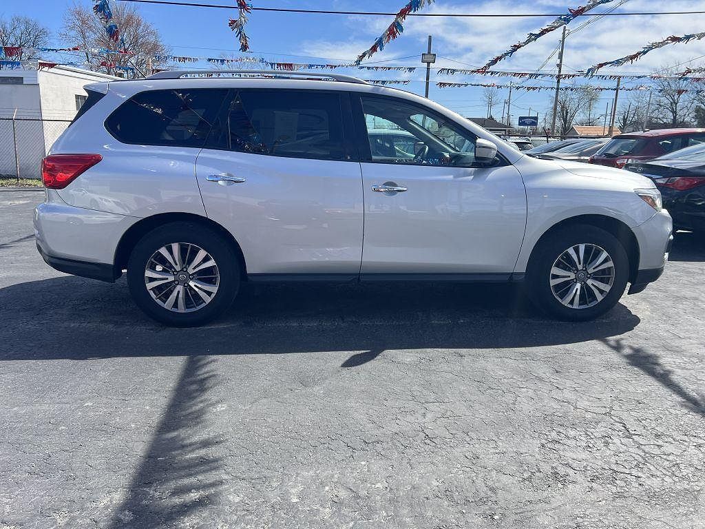 2018 NISSAN Pathfinder