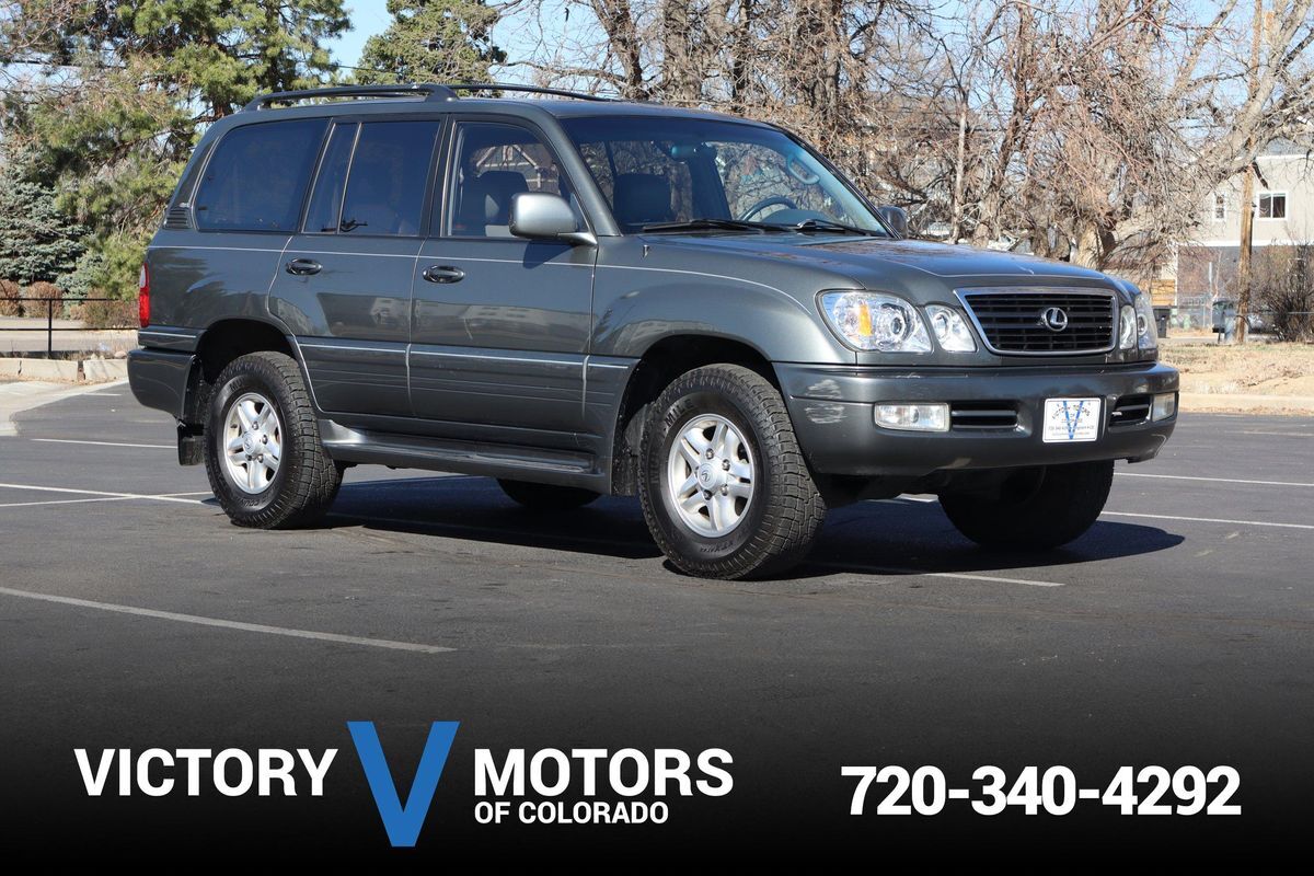 Lexus LX