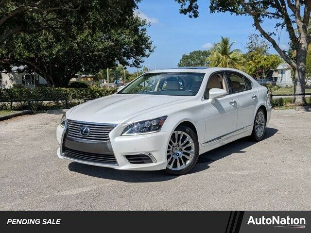 Lexus LS