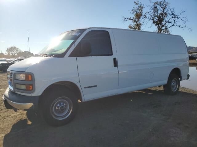 GMC Savana