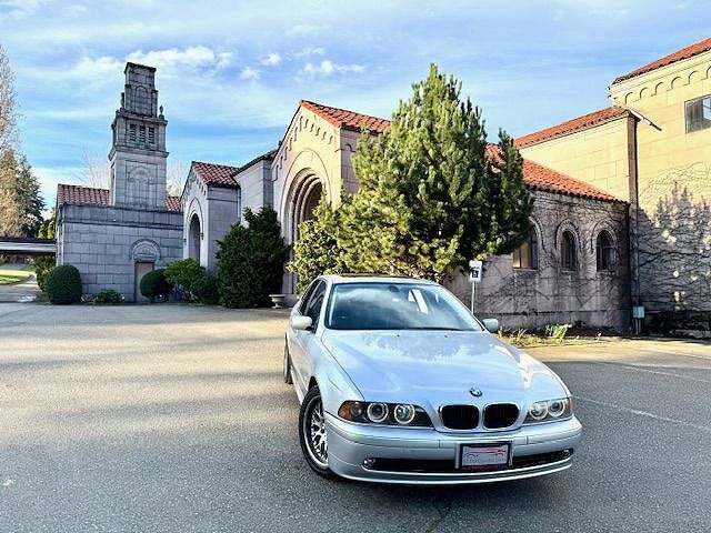 BMW 530i