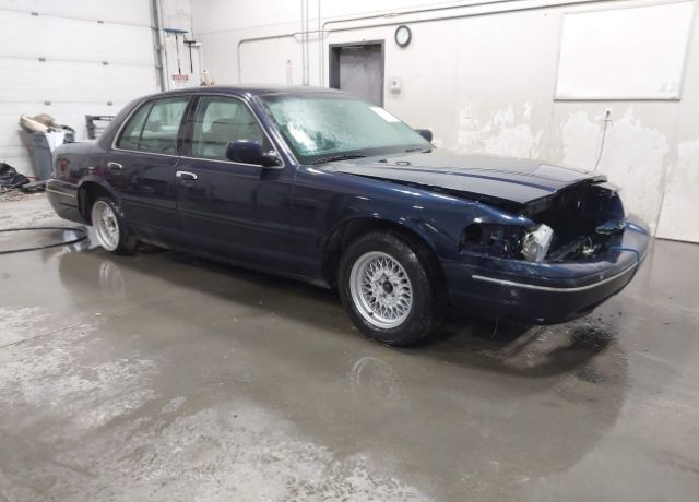 Ford Crown Victoria