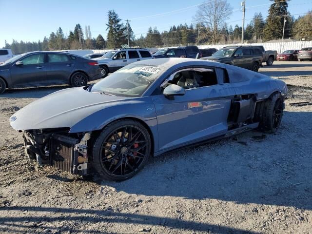 2021 AUDI R8