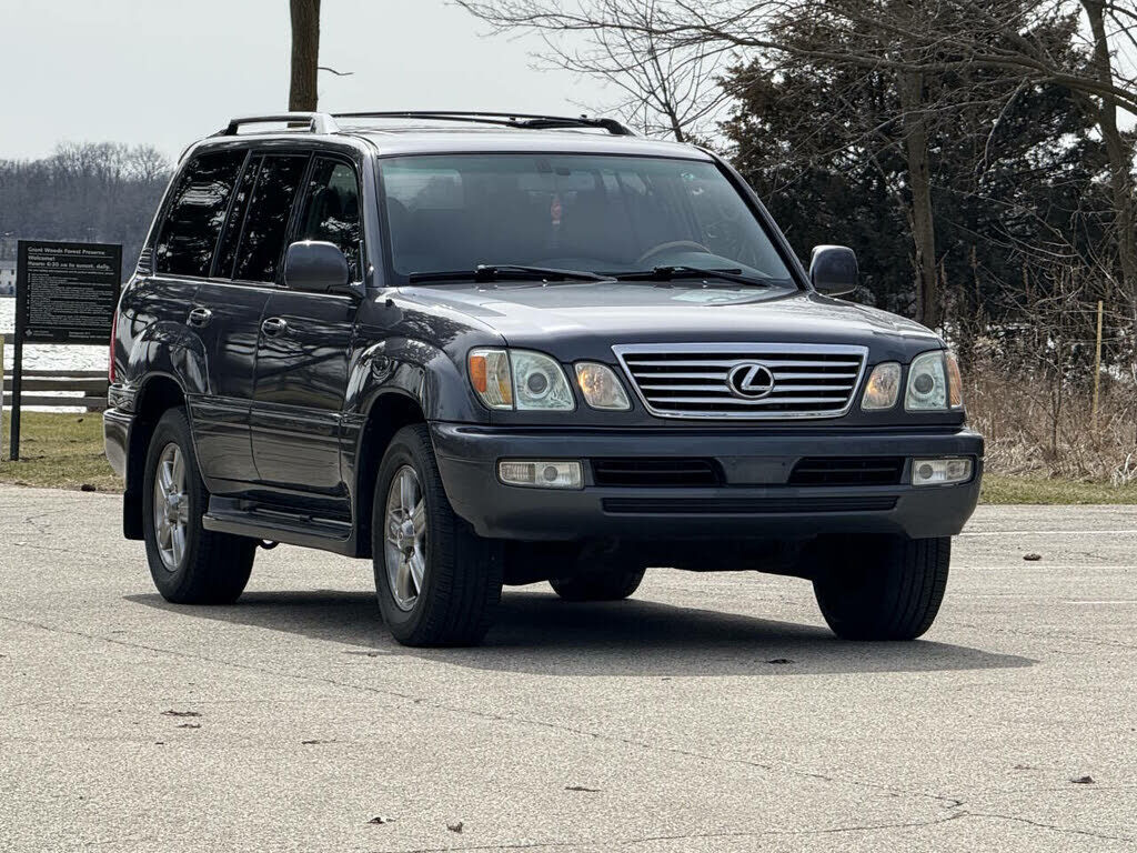 Lexus LX