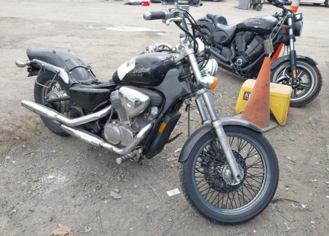 Honda VT600C (SHADOW VLX)