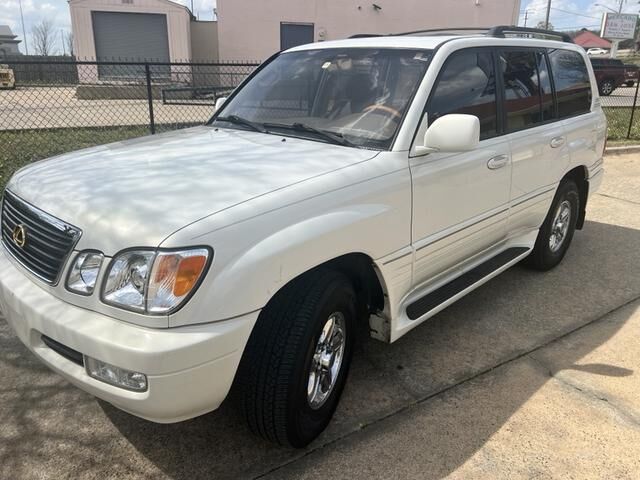 Lexus LX