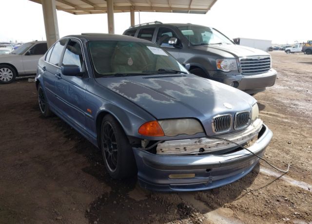 BMW 330i