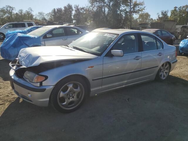 BMW 330i