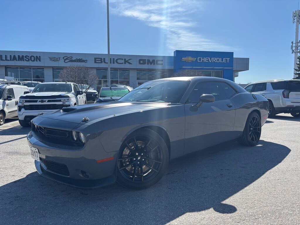 Dodge Challenger