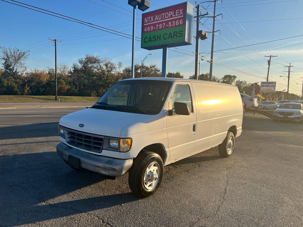 Ford E-250