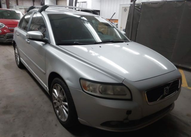 Volvo S40
