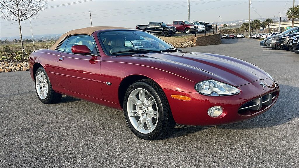 Jaguar XK8