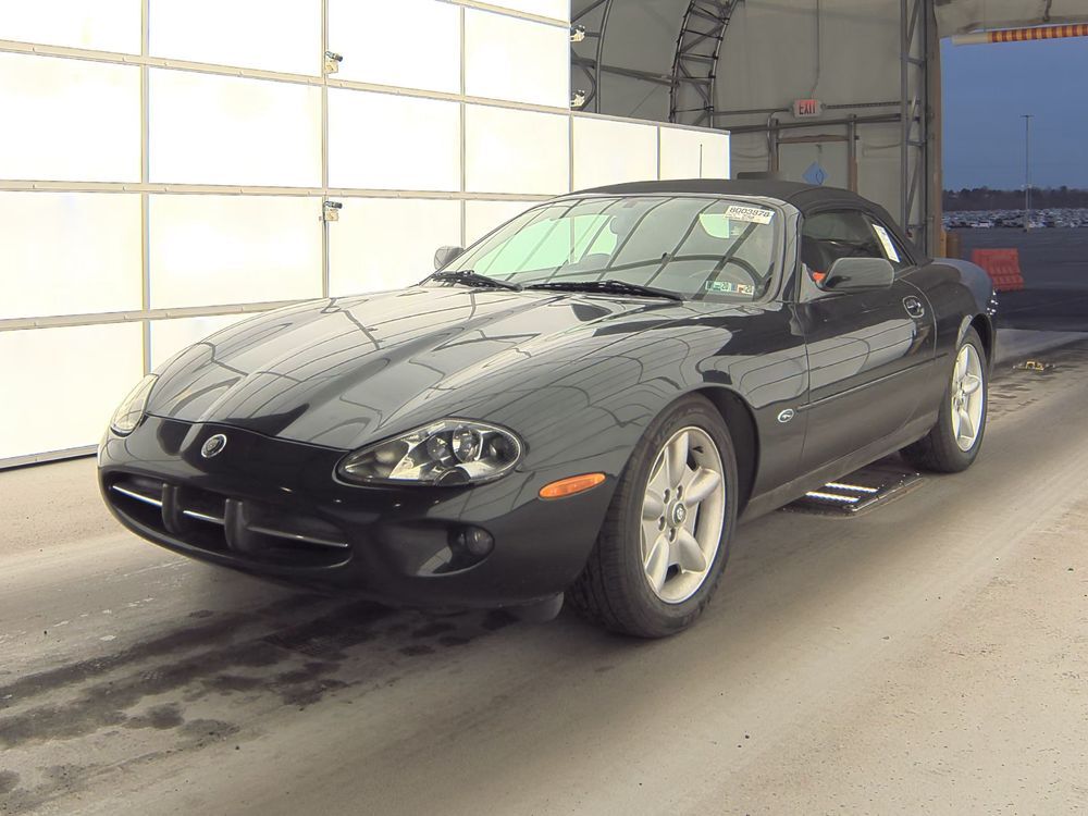 Jaguar XK8