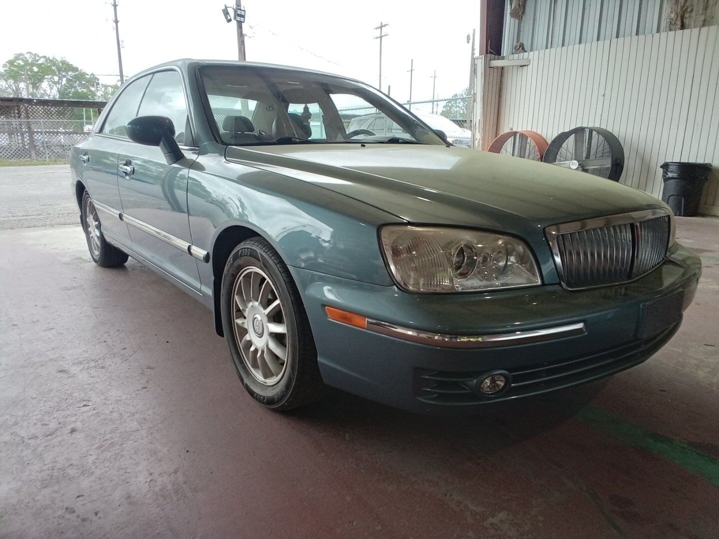 Hyundai XG350