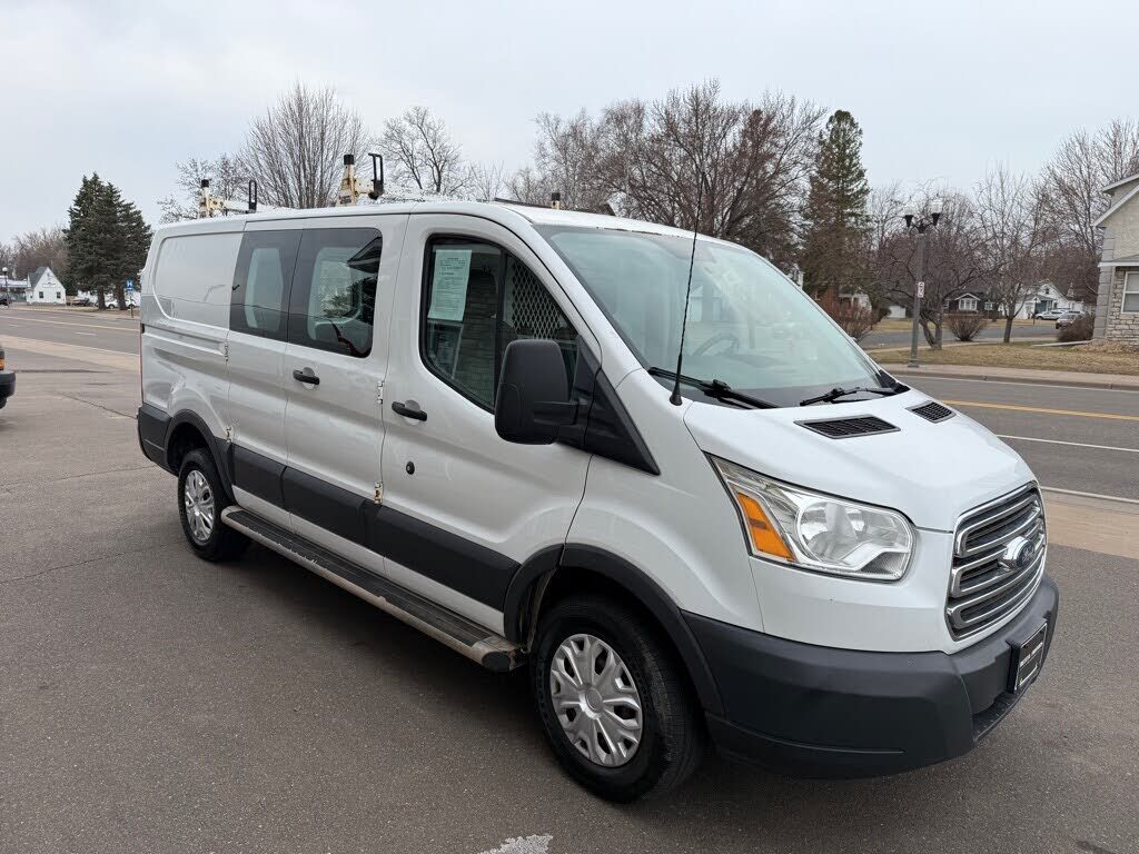 2015 FORD Transit