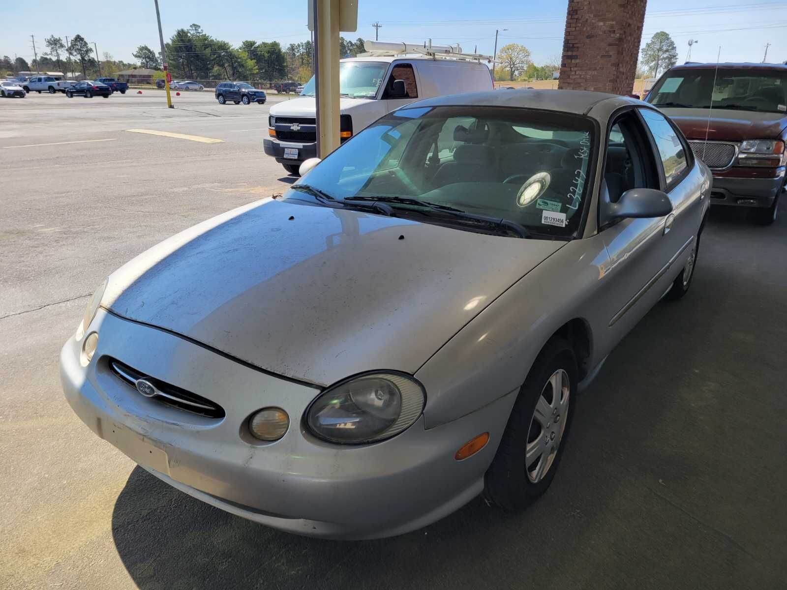 Ford Taurus