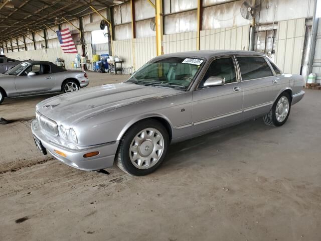 Jaguar Vanden Plas