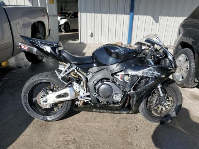 Honda CBR1000