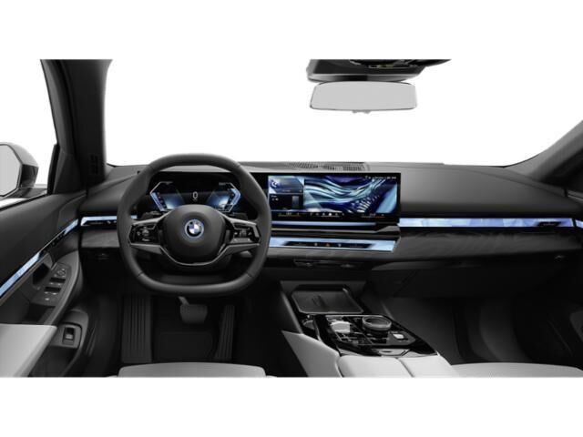 2026 BMW 550e