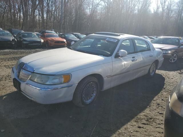 Lincoln Town Car