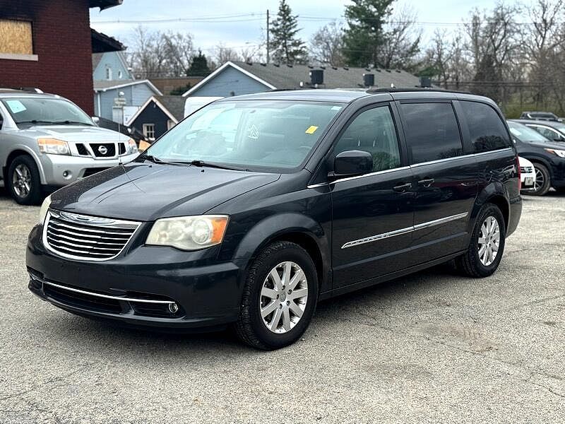 2012 CHRYSLER Town and Country