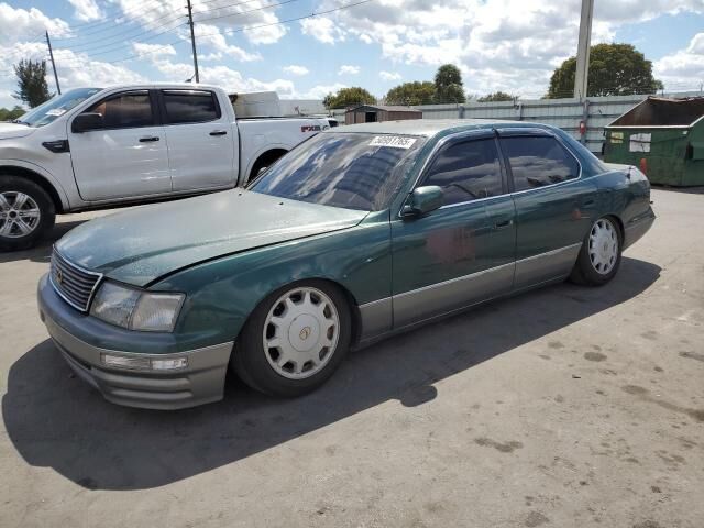 Lexus LS