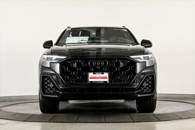 2025 Audi Q8