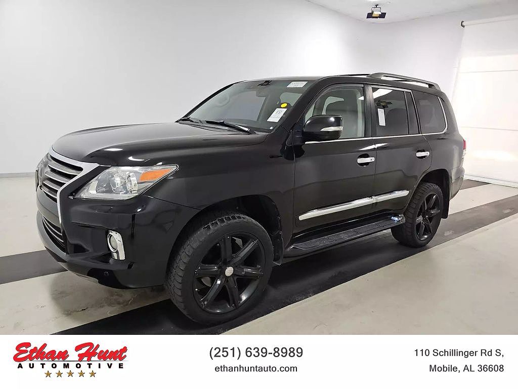 2013 LEXUS LX