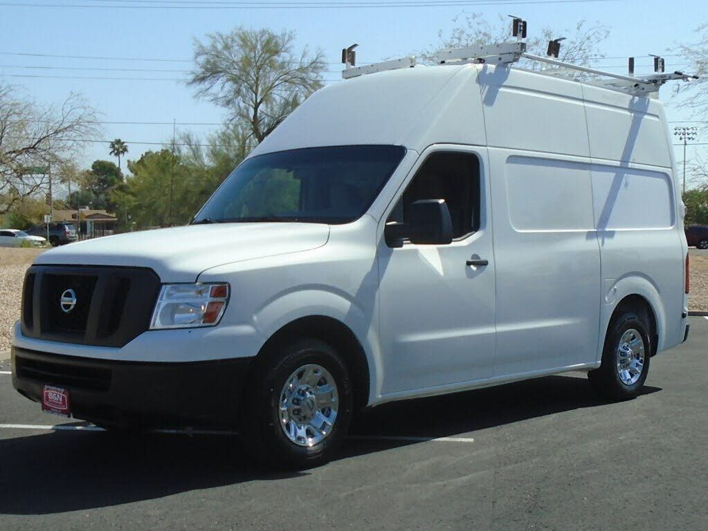 Nissan NV