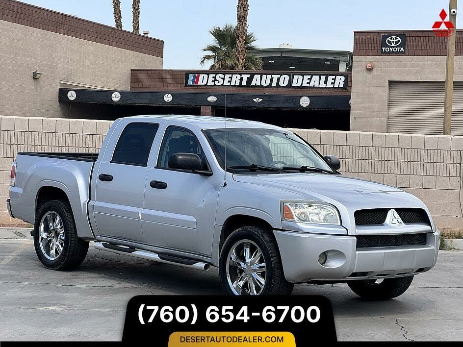 Mitsubishi Raider