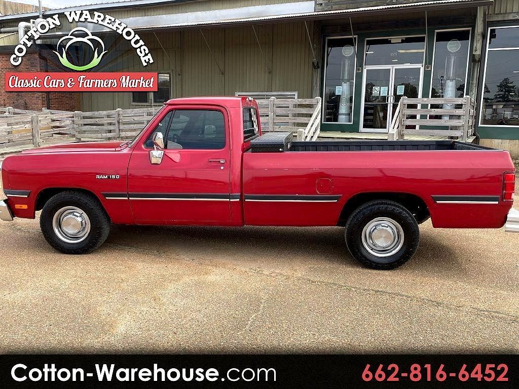 Dodge D-Series
